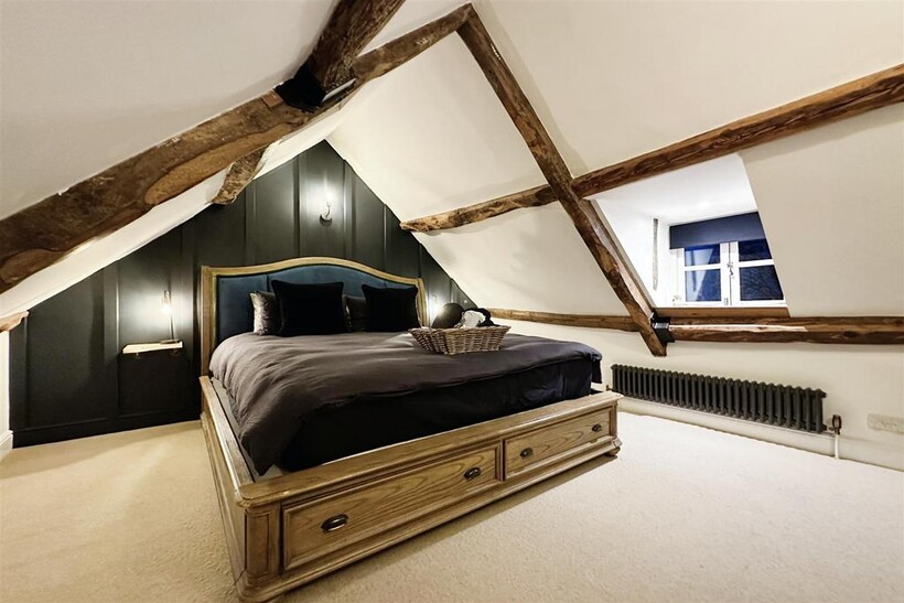 Albion Street, Chipping Norton OX7 1 bed apartment to rent - £2,500 pcm (£577 pw)