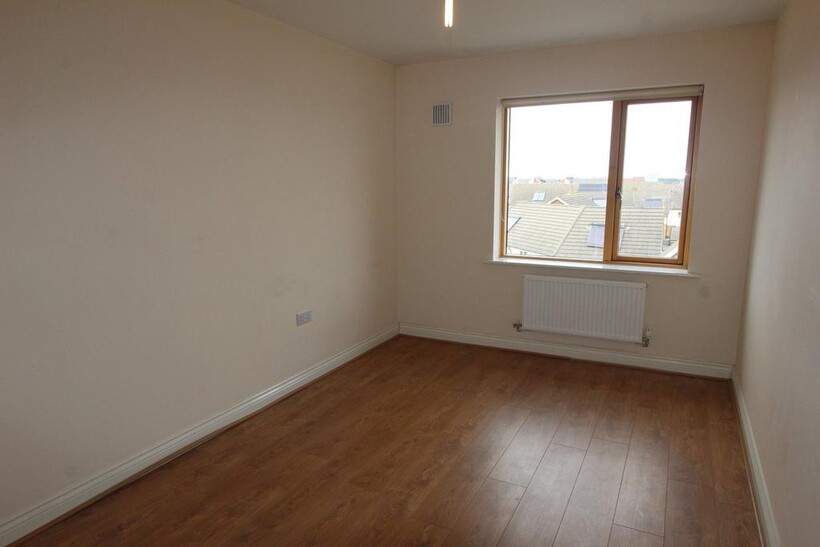Countess Way, Broughton, Milton... 2 bed apartment to rent - £900 pcm (£208 pw)