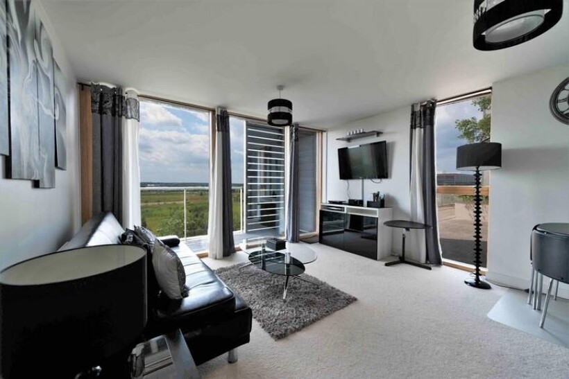 315 South Row, MILTON KEYNES, MK9 1 bed flat to rent - £1,095 pcm (£253 pw)