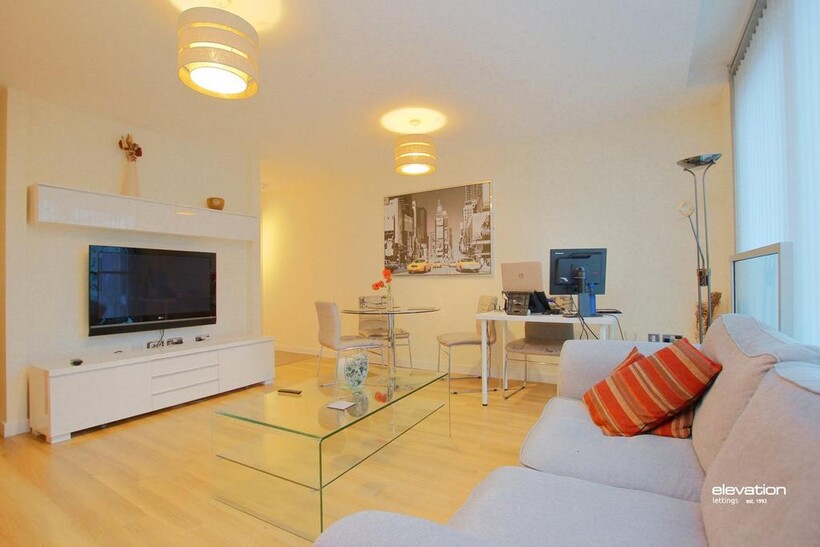 Chelsea House, 599 Witan Gate, MILTON... 1 bed apartment to rent - £1,195 pcm (£276 pw)