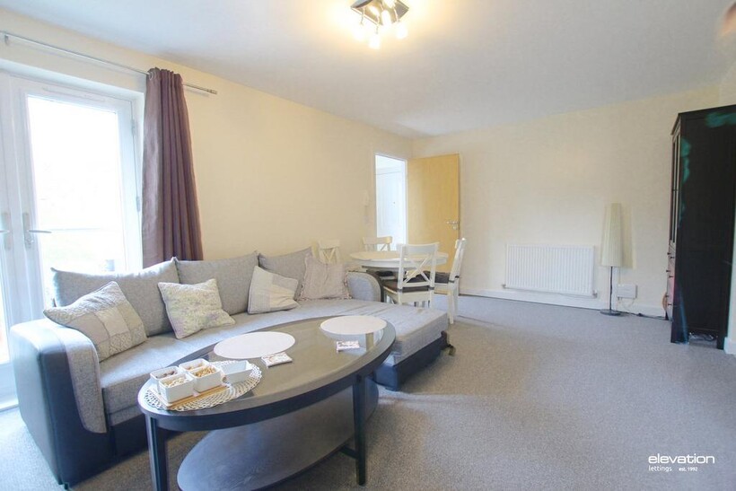 Freshfield Avenue, Broughton, Milton... 2 bed apartment to rent - £1,150 pcm (£265 pw)