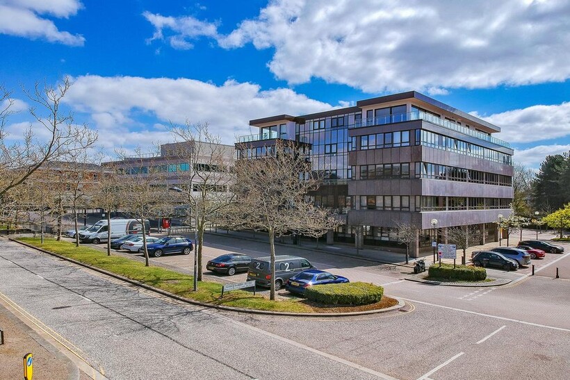 202, Silbury Boulevard, Milton... 2 bed apartment to rent - £1,350 pcm (£312 pw)