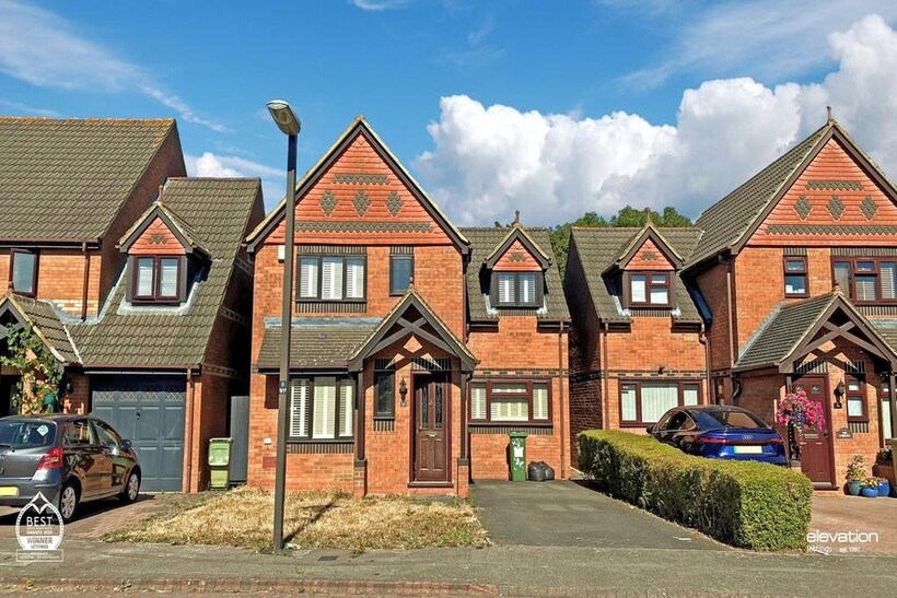 Wrens Park, Middleton, Milton Keynes... 4 bed detached house to rent - £1,900 pcm (£438 pw)