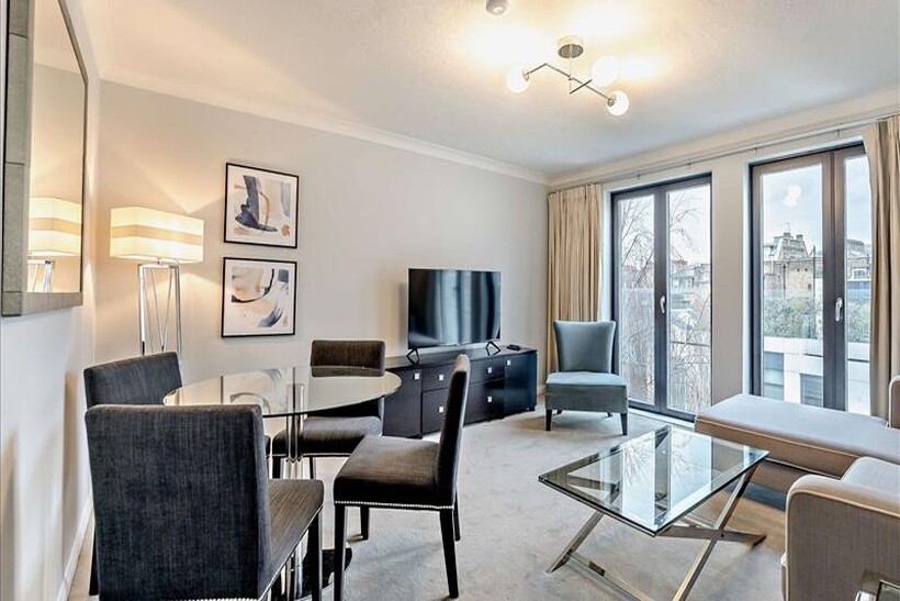 Fulham Road, London SW3 2 bed apartment to rent - £3,900 pcm (£900 pw)