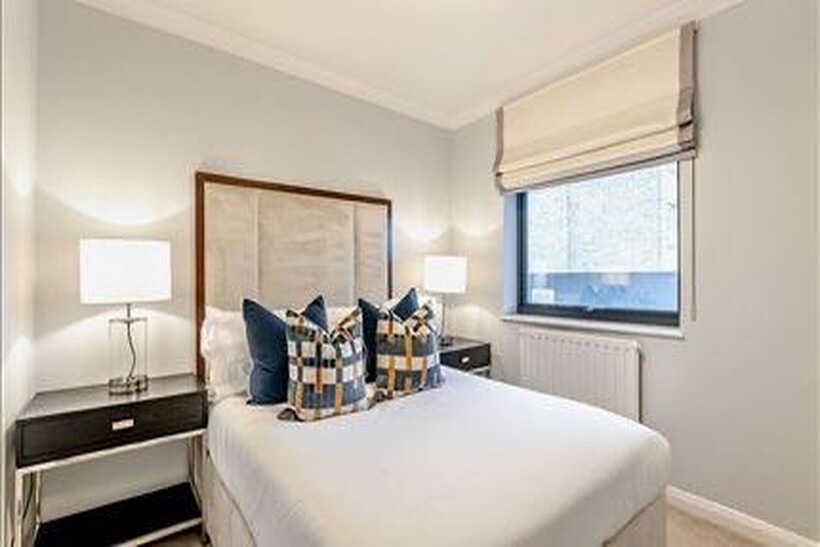Fulham Road, London SW3 2 bed apartment to rent - £3,900 pcm (£900 pw)