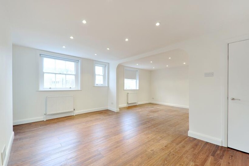 London  NW3 4 bed apartment to rent - £5,178 pcm (£1,195 pw)