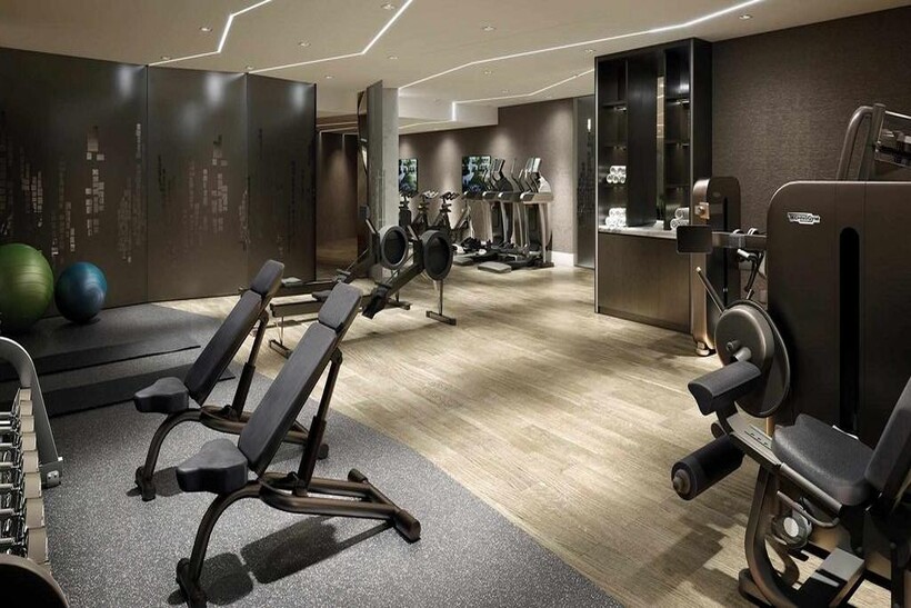 Kensington High Street, London W14 2 bed apartment to rent - £6,500 pcm (£1,500 pw)