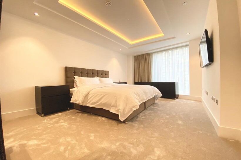 Kensington High Street, London W14 2 bed apartment to rent - £6,500 pcm (£1,500 pw)