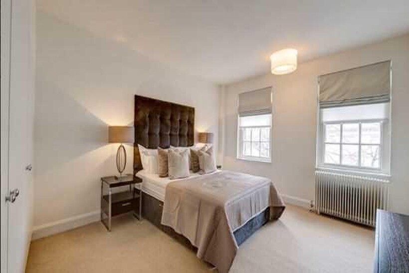London SW3 2 bed apartment to rent - £4,550 pcm (£1,050 pw)