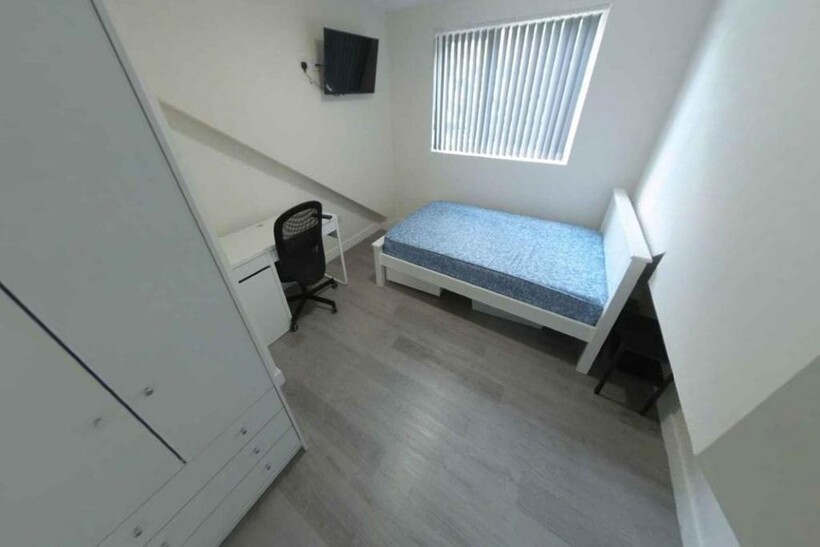 Bedroom 4