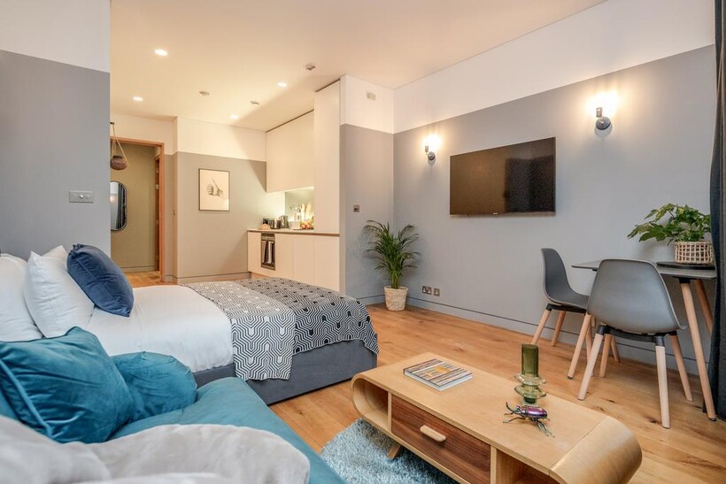 Emerald Street, London WC1N 1 bed serviced apartment to rent - £5,550 pcm (£1,281 pw)