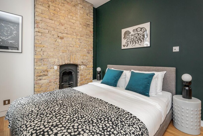 Emerald Street, London WC1N 2 bed serviced apartment to rent - £8,370 pcm (£1,932 pw)