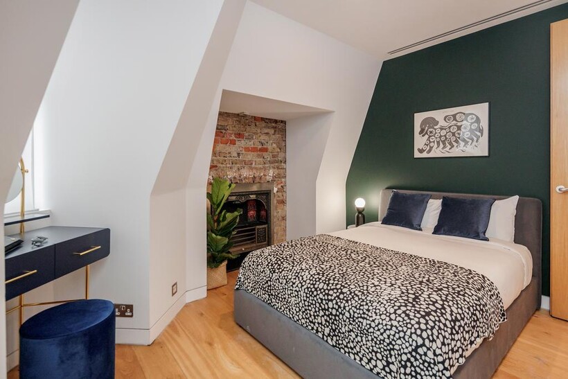 Emerald Street, London WC1N 2 bed serviced apartment to rent - £8,820 pcm (£2,035 pw)