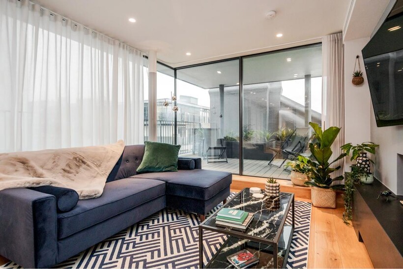 Emerald Street, London WC1N 3 bed serviced apartment to rent - £11,580 pcm (£2,672 pw)