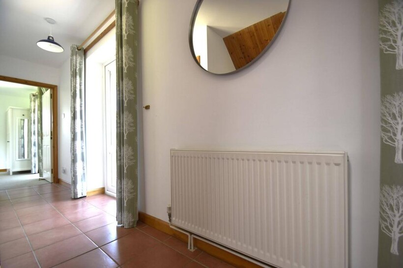 Newport Road, Sandown PO36 3 bed detached house to rent - £1,200 pcm (£277 pw)