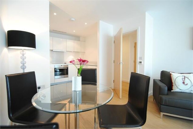 Waterhouse Apartments, Saffron... 1 bed apartment to rent - £1,445 pcm (£333 pw)