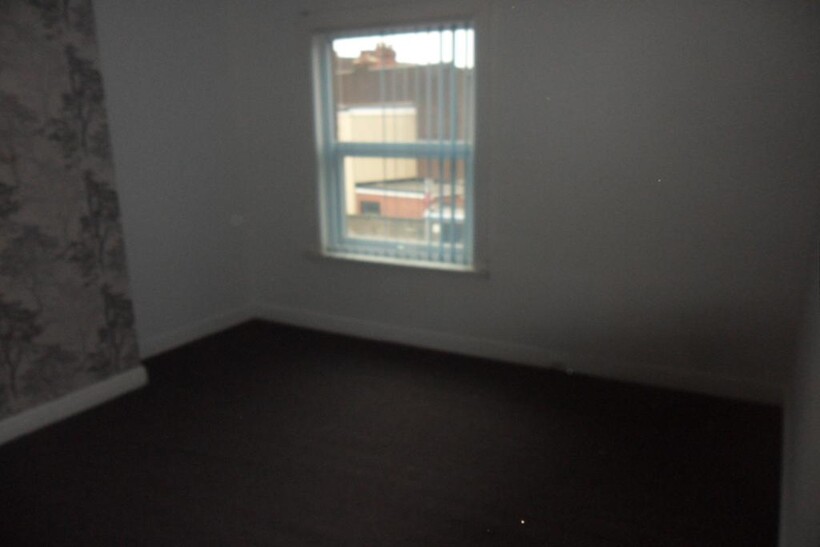 Harnall Lane East, Hillfields CV1 3 bed terraced house to rent - £1,000 pcm (£231 pw)