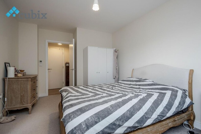 Stead Street, London SE17 2 bed ground floor flat to rent - £2,999 pcm (£692 pw)