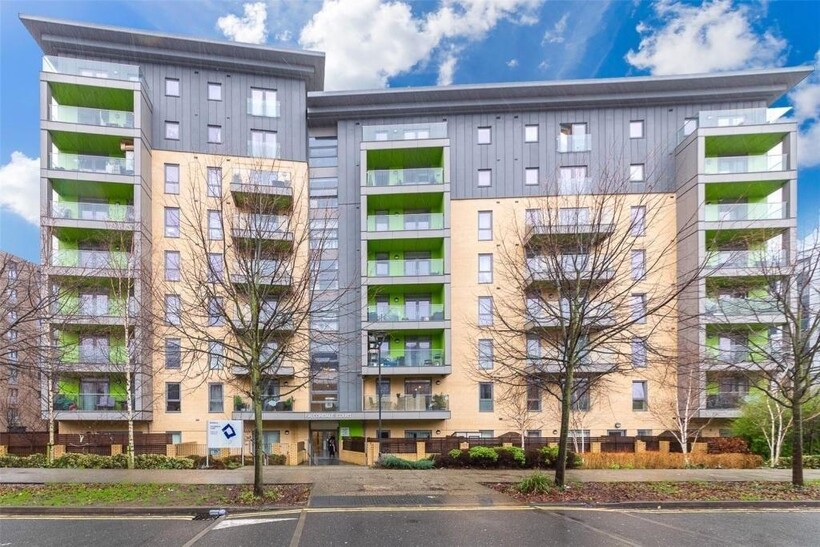 Park Royal, London NW10 2 bed flat to rent - £2,000 pcm (£462 pw)