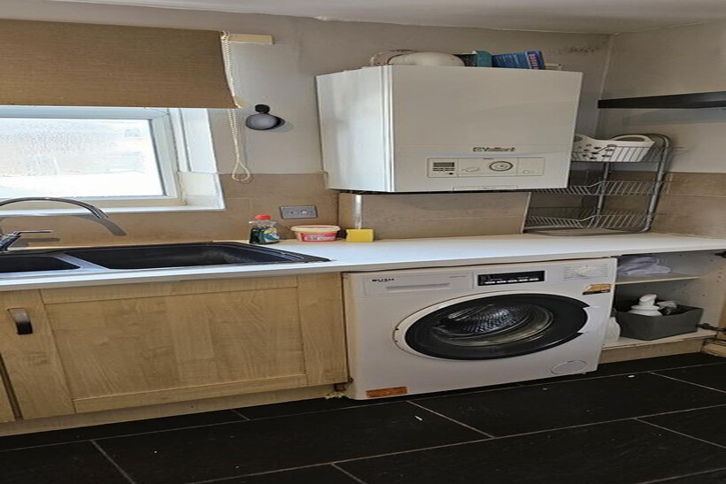 Whitehorse Road, Croydon CR0 1 bed apartment to rent - £1,400 pcm (£323 pw)