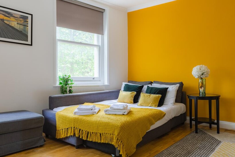 Sussex Gardens, London W2 2 bed apartment to rent - £3,033 pcm (£700 pw)