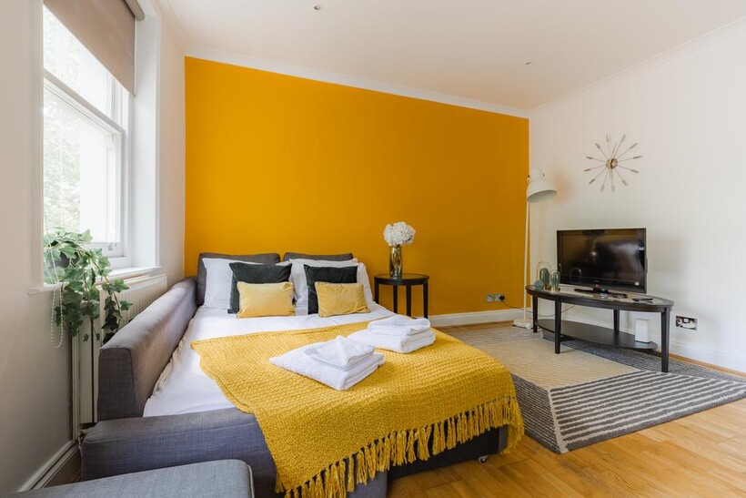 Sussex Gardens, London W2 2 bed apartment to rent - £3,033 pcm (£700 pw)