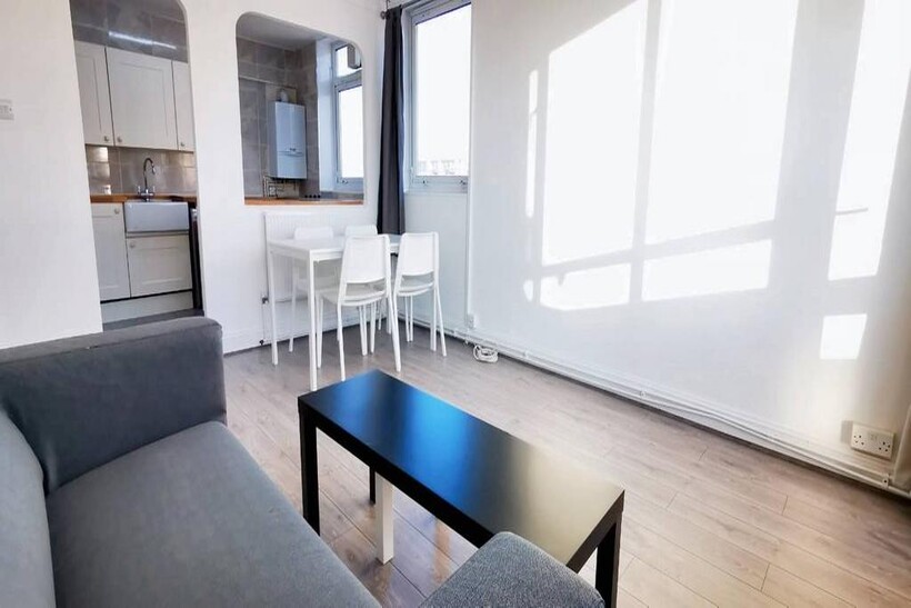 Carmen Street, London E14 2 bed apartment to rent - £2,000 pcm (£462 pw)