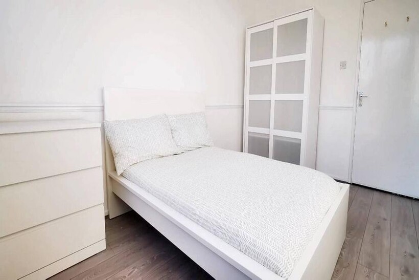 Carmen Street, London E14 2 bed apartment to rent - £2,000 pcm (£462 pw)