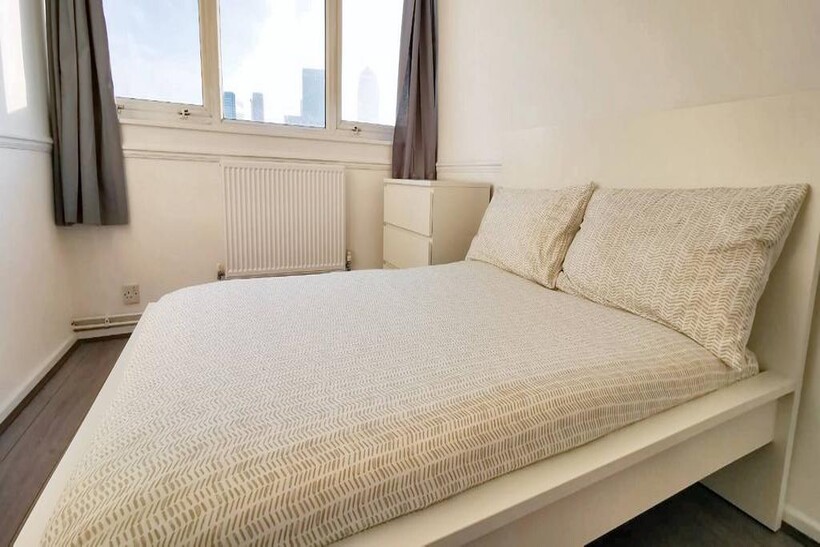 Carmen Street, London E14 2 bed apartment to rent - £2,000 pcm (£462 pw)