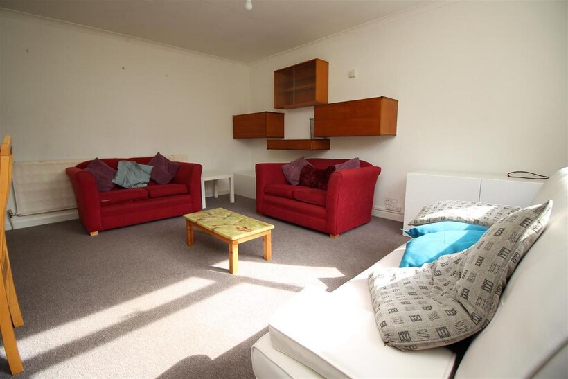 Hanover Place, Canterbury 3 bed terraced house to rent - £1,300 pcm (£300 pw)