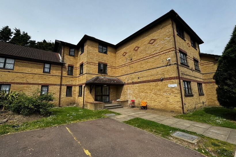Hickory Close, London N9 1 bed flat to rent - £1,500 pcm (£346 pw)