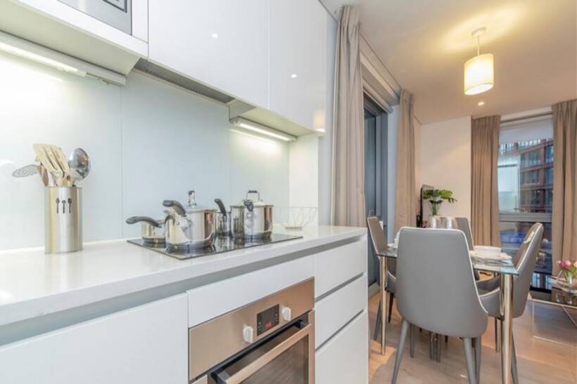 Merchant Square East, London W2 1 bed flat to rent - £3,120 pcm (£720 pw)
