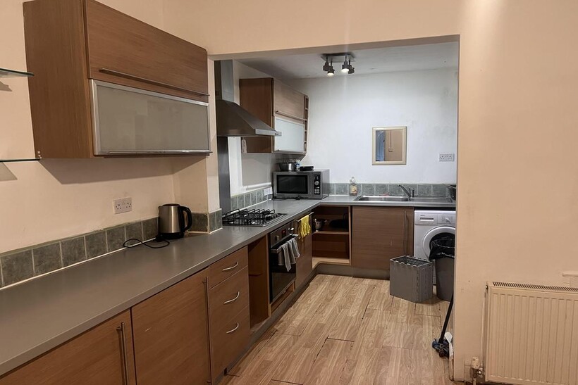 Slinn Street, Sheffield S10 4 bed terraced house to rent - £1,400 pcm (£323 pw)