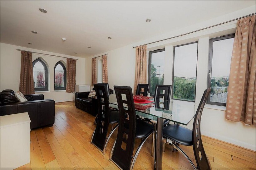 Carmine House 5 bed flat to rent - £2,058 pcm (£475 pw)