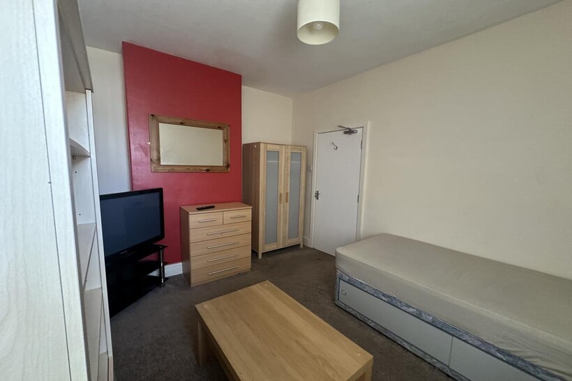 Nora Street,  Warrington, WA1 1 bed in a house share to rent - £550 pcm (£127 pw)