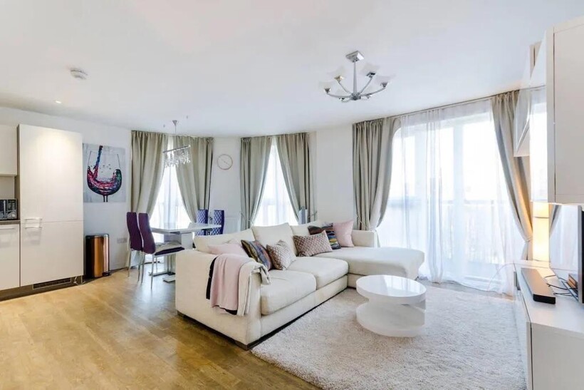 Connersville Way, Croydon CR0 2 bed apartment to rent - £1,907 pcm (£440 pw)