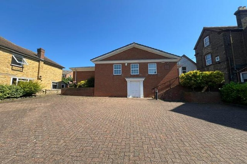 High Street, Ramsgate CT11 Property to rent - £2,000 pcm (£462 pw)