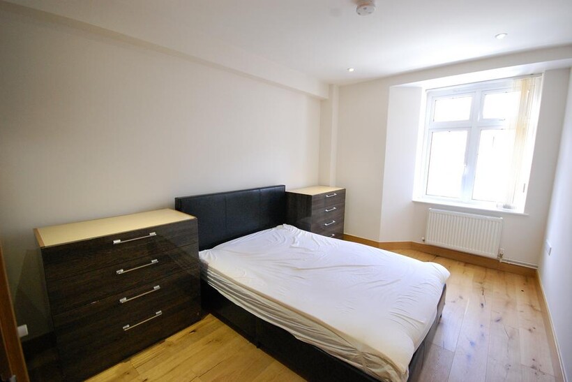 Main bedroom