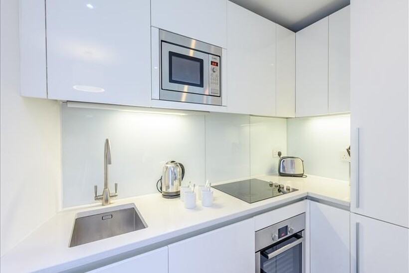 Merchant Square, London W2 3 bed property to rent - £6,912 pcm (£1,595 pw)