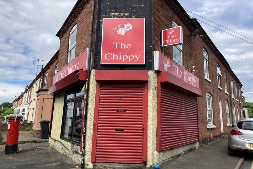 Westbourne Street, Walsall WS4 Retail property (high street) to rent - £800 pcm (£185 pw)