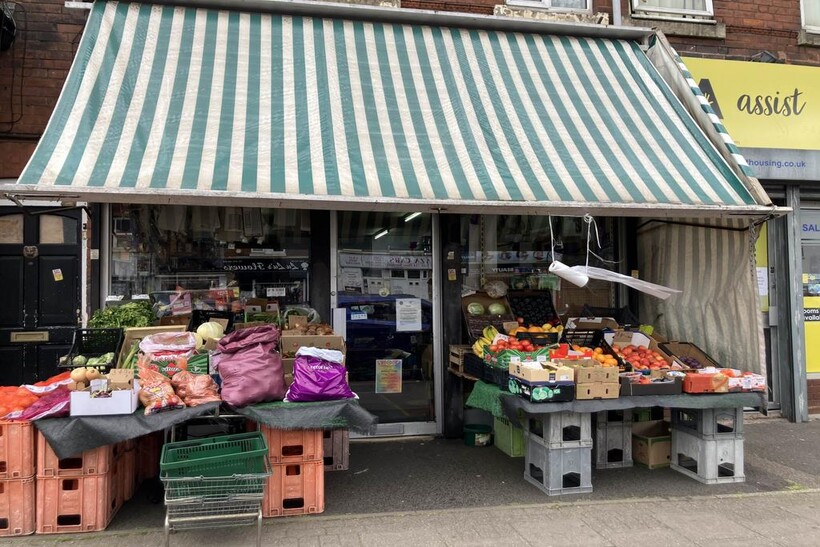 Slade Road, Birmingham B23 Retail property (high street) to rent - £1,400 pcm (£323 pw)