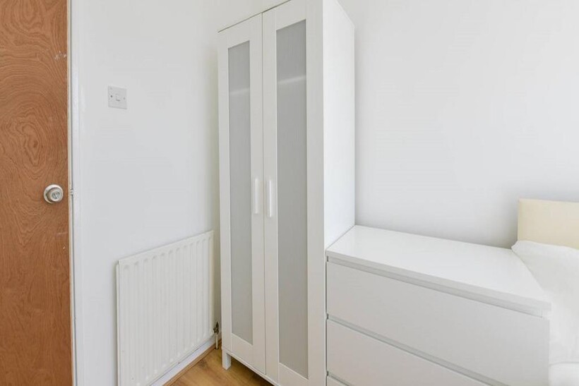 Treby Street, London E3 1 bed in a flat share to rent - £675 pcm (£156 pw)