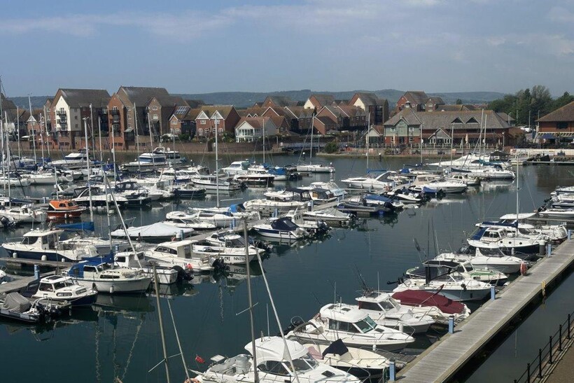 Midway Quay, Sovereign Harbour 2 bed apartment to rent - £1,495 pcm (£345 pw)