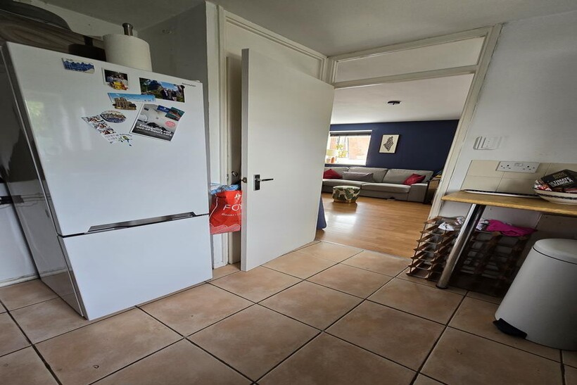 Park Close, London E9 2 bed flat to rent - £2,100 pcm (£485 pw)