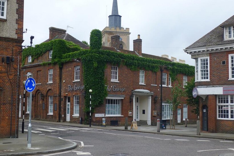 Church Street, Baldock, SG7 Property to rent - £2,083 pcm (£481 pw)