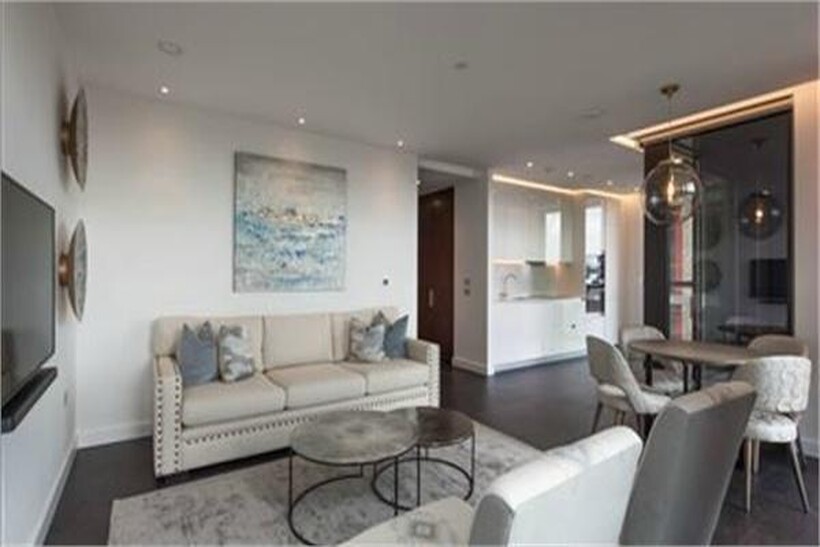 Ponton Road, The Residence, London, SW11 2 bed apartment to rent - £4,680 pcm (£1,080 pw)
