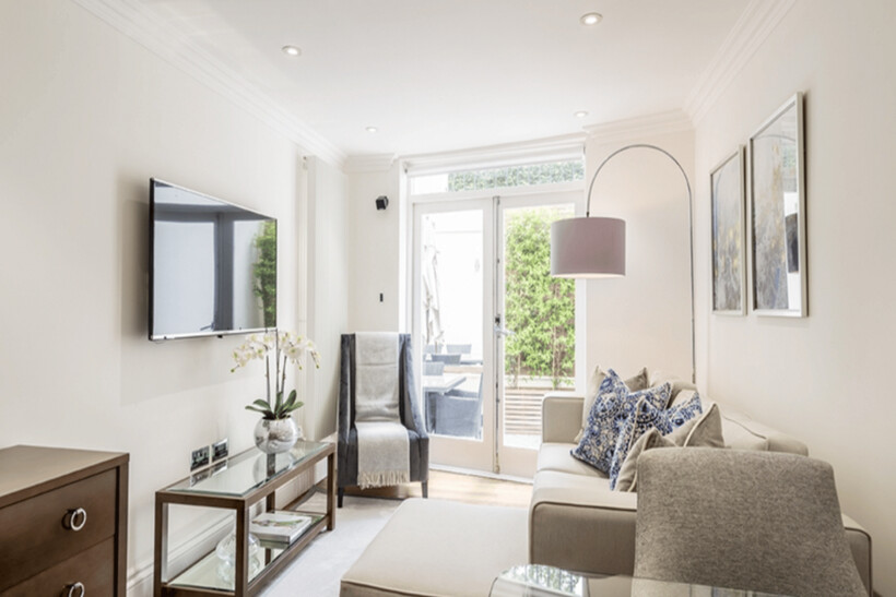 Kensington Garden Square, Bayswater... 1 bed apartment to rent - £3,142 pcm (£725 pw)