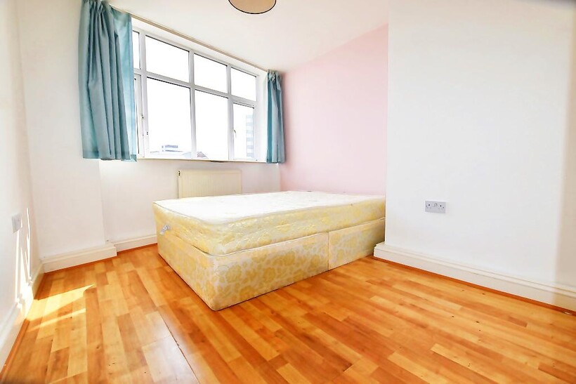 Guildford Street, Luton LU1 1 bed flat to rent - £875 pcm (£202 pw)