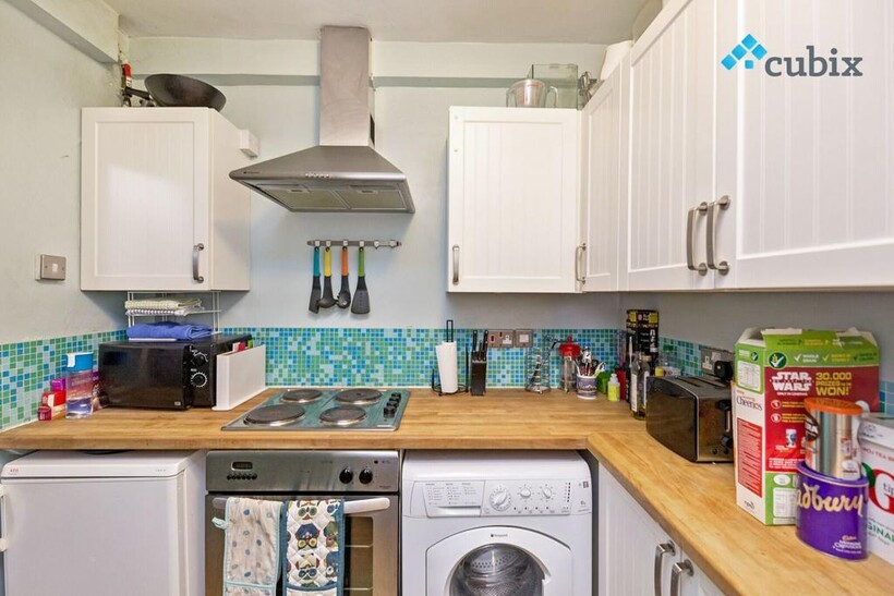Lant Street, London SE1 3 bed flat to rent - £2,899 pcm (£669 pw)