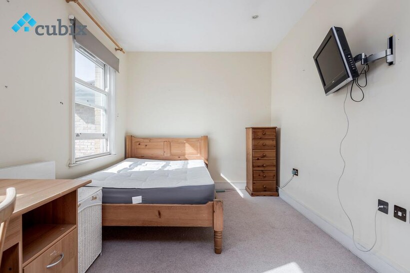 Marcia Road, London SE1 6 bed end of terrace house to rent - £5,499 pcm (£1,269 pw)